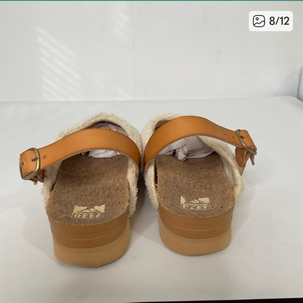 Reef Beach Bum Cream Tan Faux Fur Cork Upper Heel Strap Clogs 8 - Picture 8 of 12